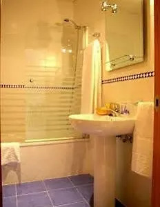  Hotel Luxsevilla